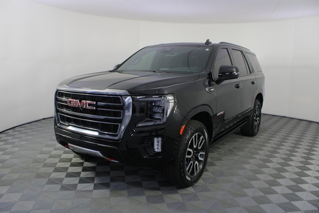 Used 2023 GMC Yukon AT4 w/ Technology Package image 27