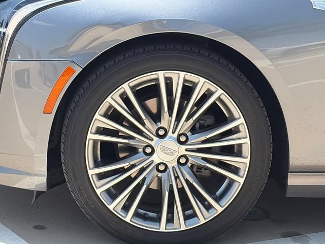 Used 2020 Cadillac CT4 Premium Luxury RWD image 5