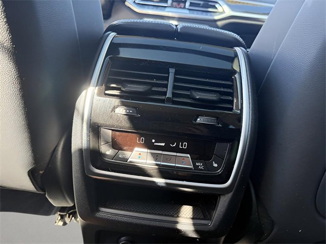 Used 2020 BMW X7 xDrive40i w/ Executive Package image 24