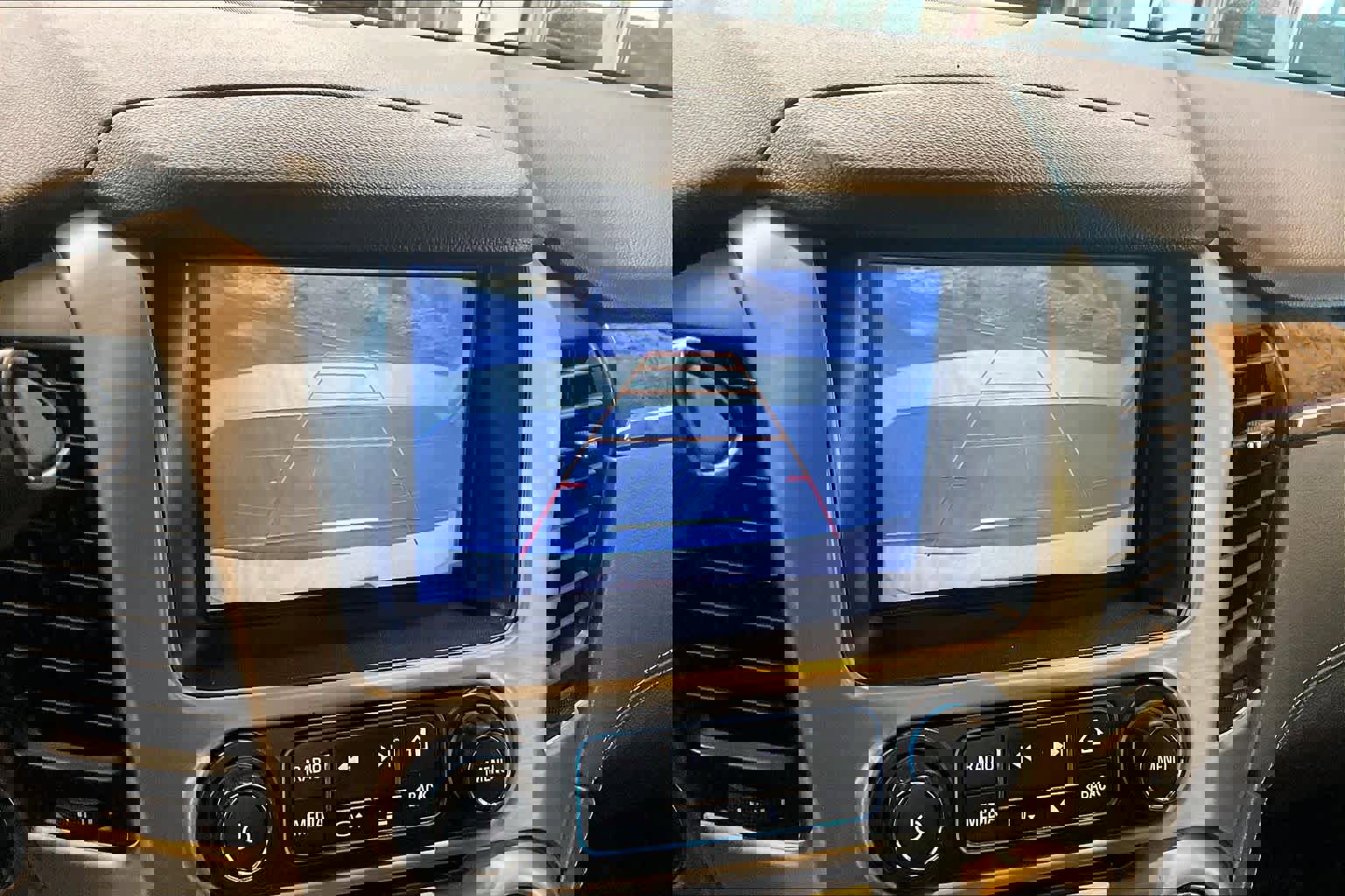 Used 2017 GMC Yukon Denali w/ Open Road Package image 28