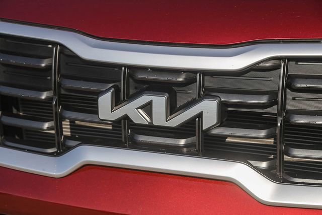 Certified 2024 Kia Telluride S w/ S Sunroof Package image 7