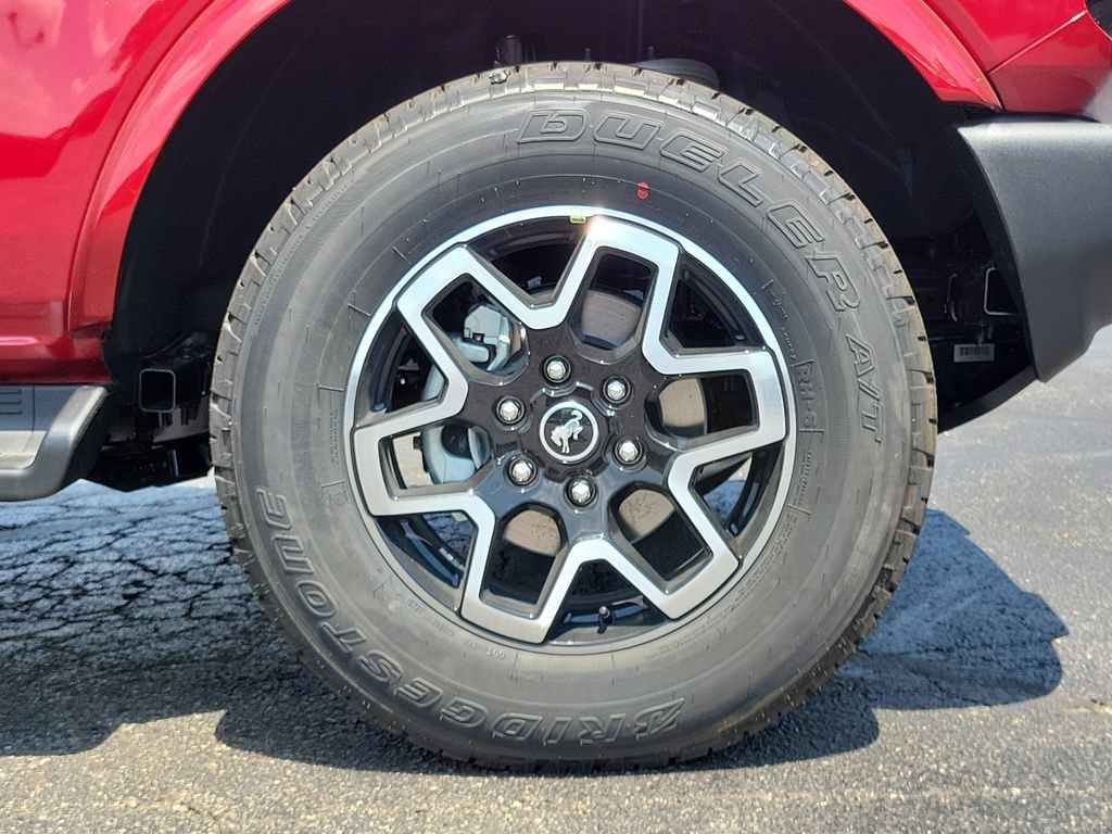 New 2026 Ford Bronco Outer Banks AWD/4WD image 9