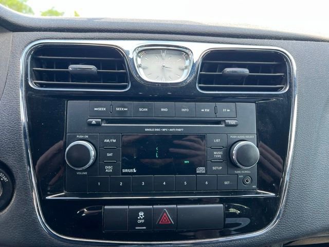 Used 2013 Chrysler 200 Touring FWD image 16