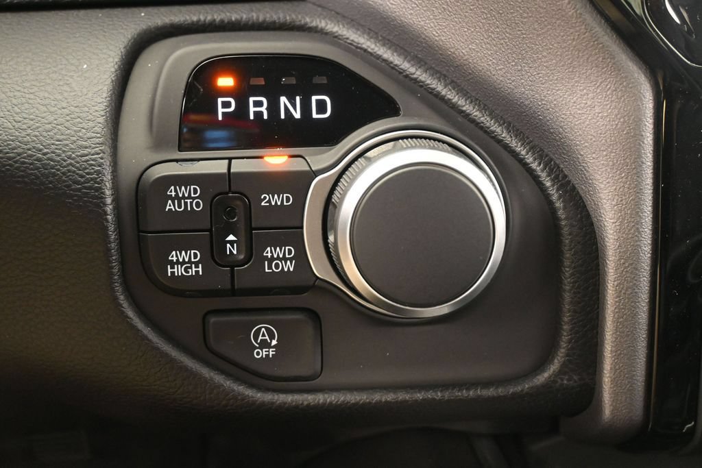Used 2025 RAM 1500 Big Horn AWD/4WD image 21