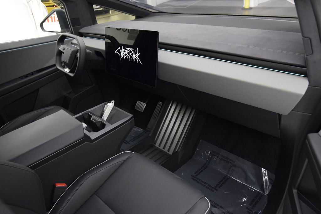 Used 2025 Tesla Cybertruck Cyberbeast image 10