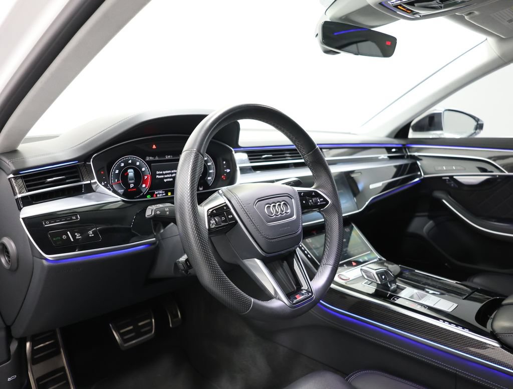 Used 2023 Audi S8 w/ S8 Comfort Plus Package AWD/4WD image 15