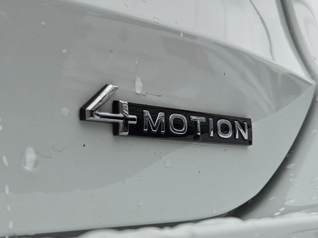 Certified 2025 Volkswagen Tiguan SE AWD/4WD image 31