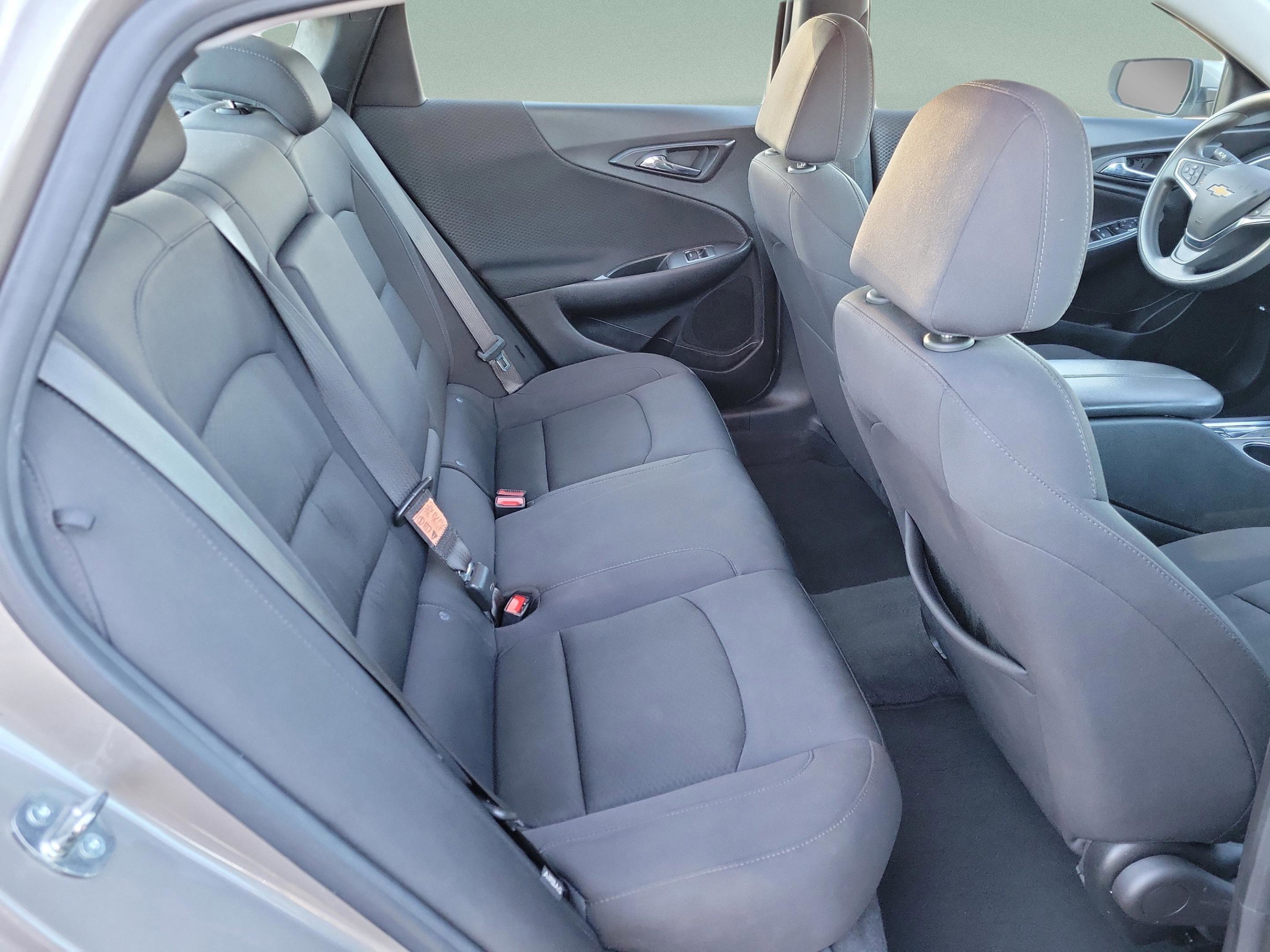 Used 2023 Chevrolet Malibu LT image 27