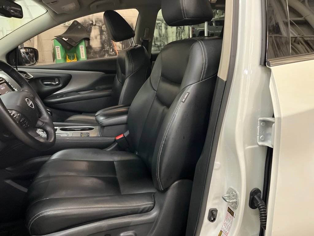 Used 2023 Nissan Murano SV w/ SV Midnight Edition Package AWD/4WD image 15