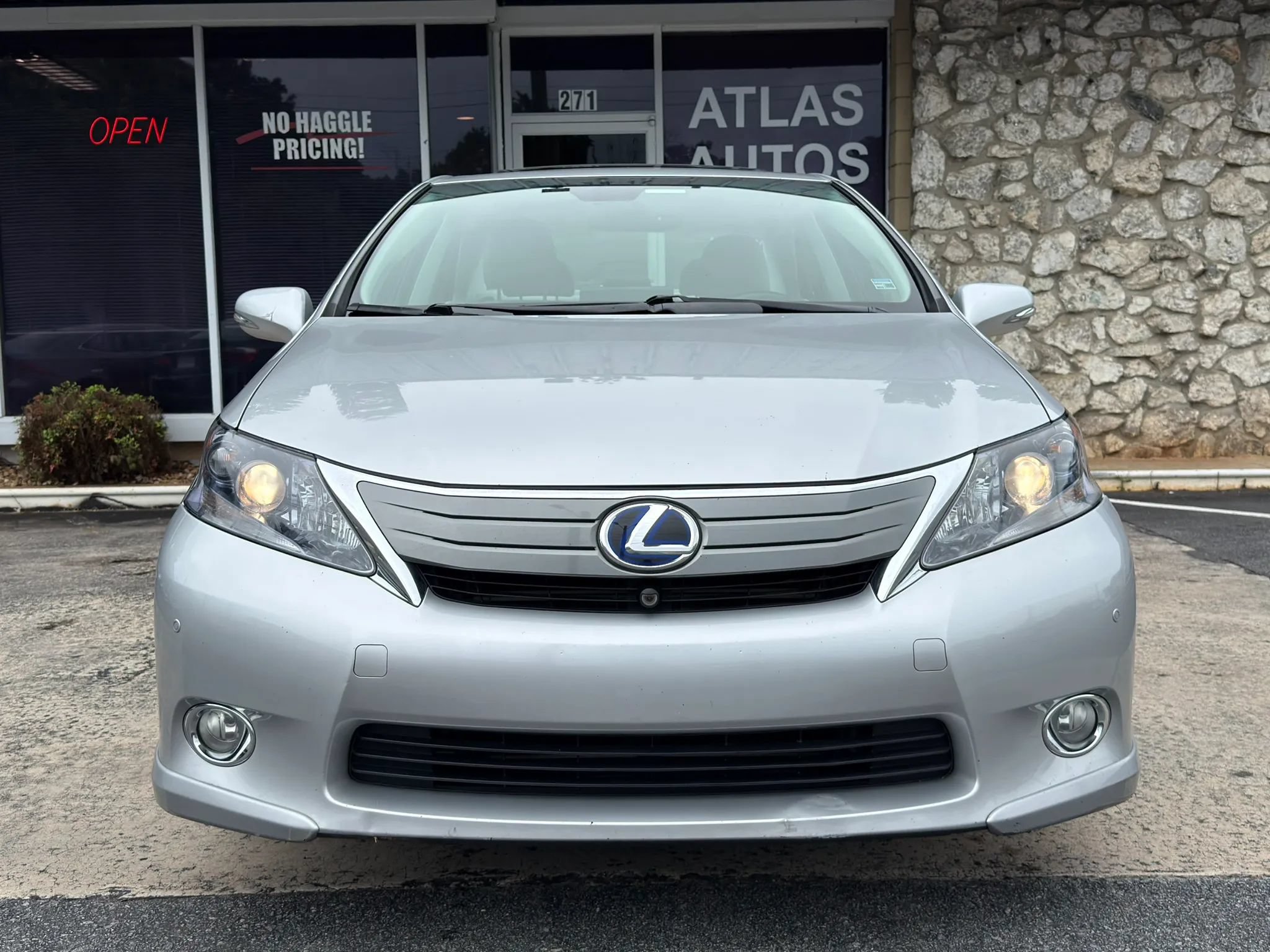 Used 2010 Lexus HS 250h Premium w/ Park Assist Pkg FWD image 3