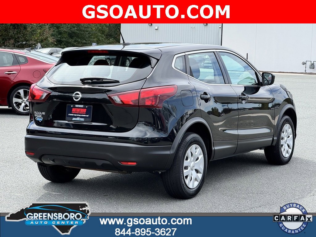 Used 2018 Nissan Rogue Sport S image 7