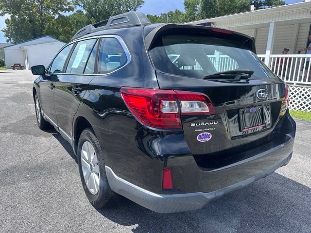 Used 2017 Subaru Outback 2.5i AWD/4WD image 5
