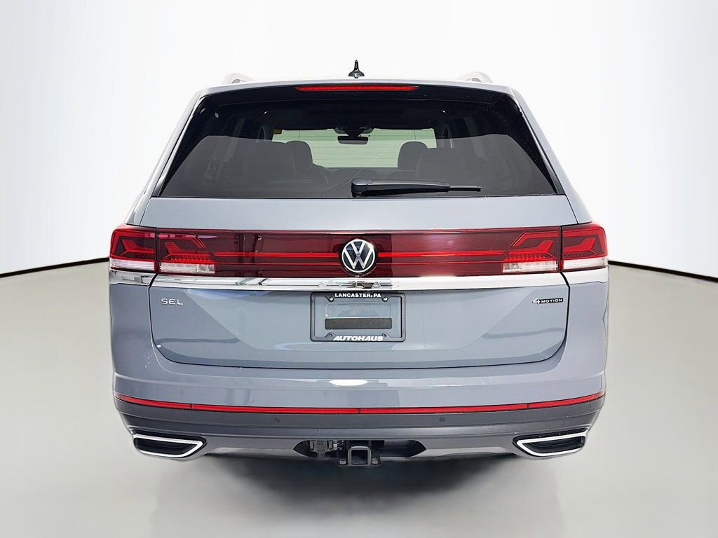 Used 2025 Volkswagen Atlas SEL image 6