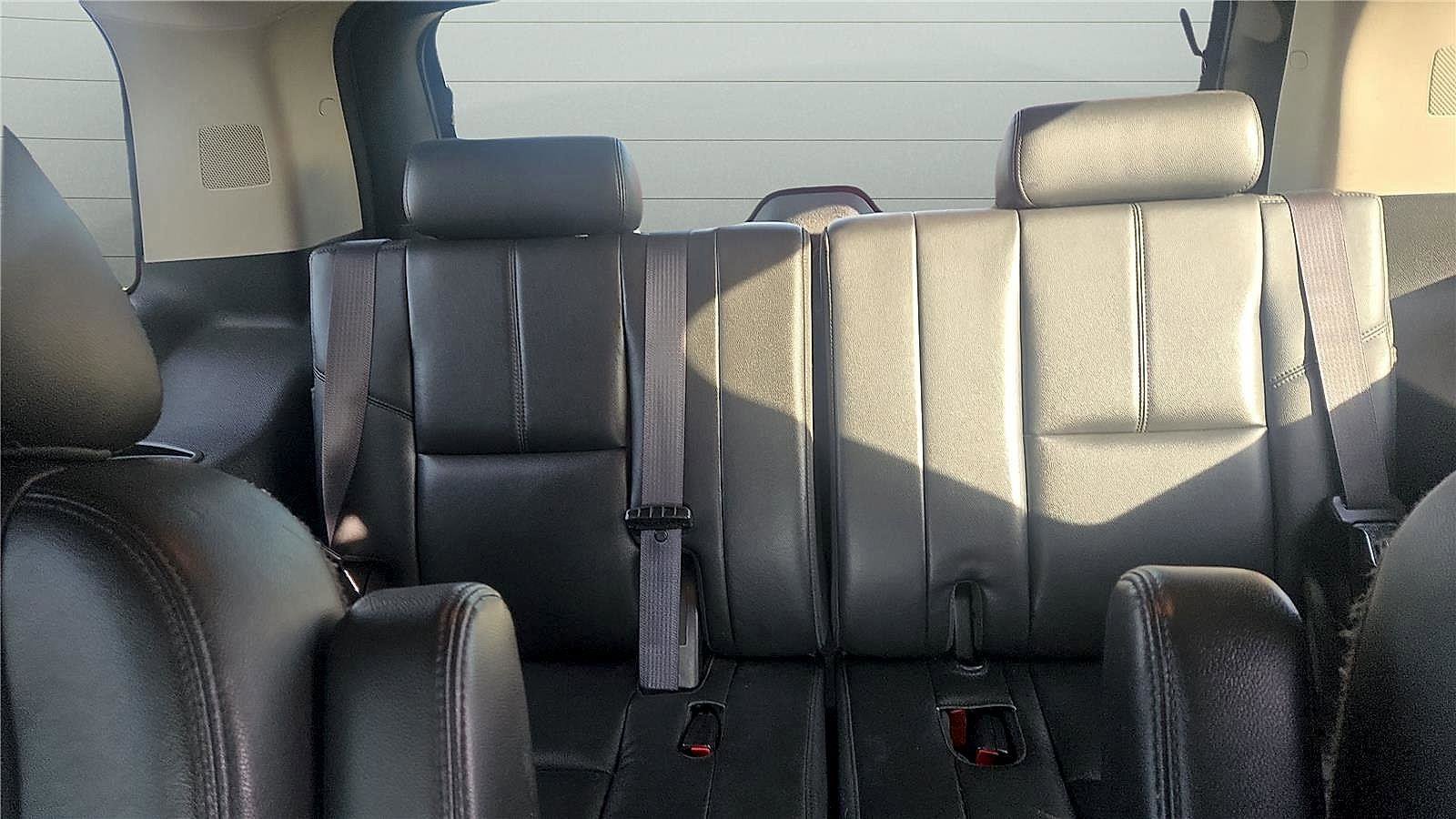 Used 2012 GMC Yukon SLT w/ Regional Value Package image 32