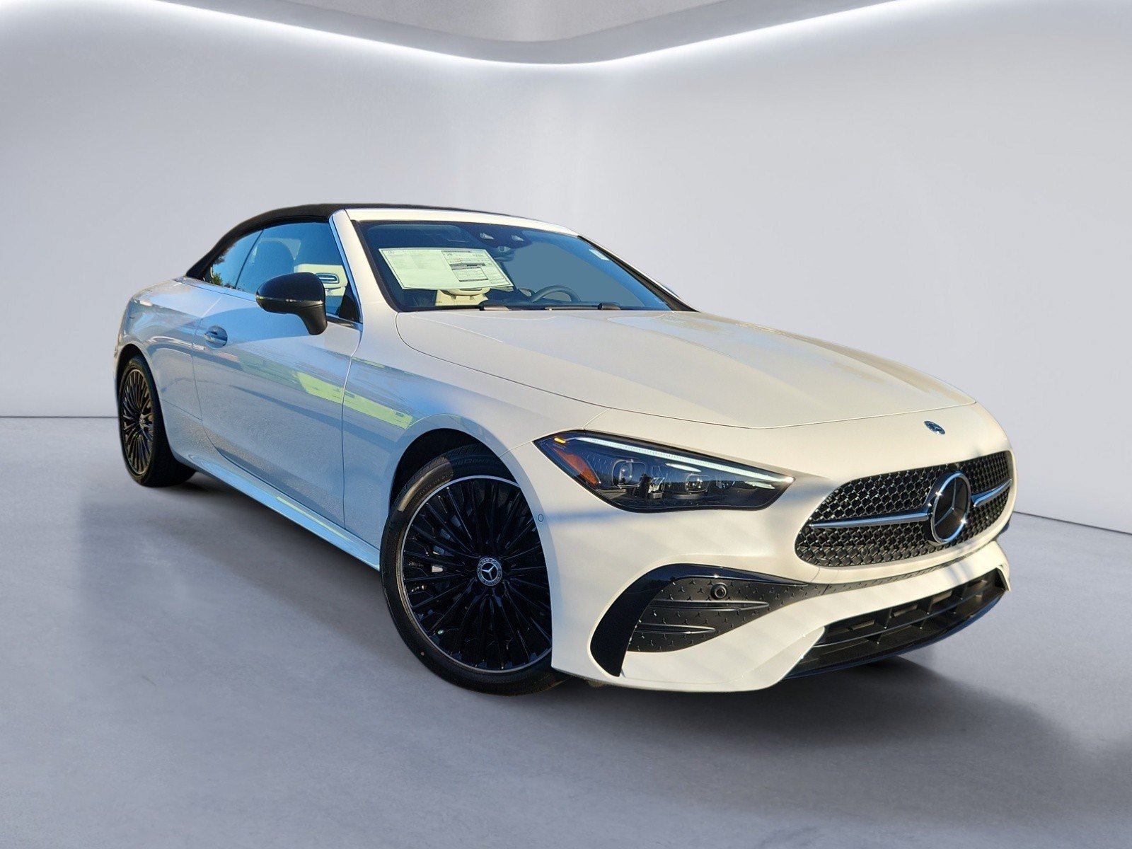 New 2027 Mercedes-Benz CLE 450 4MATIC Cabriolet image 2