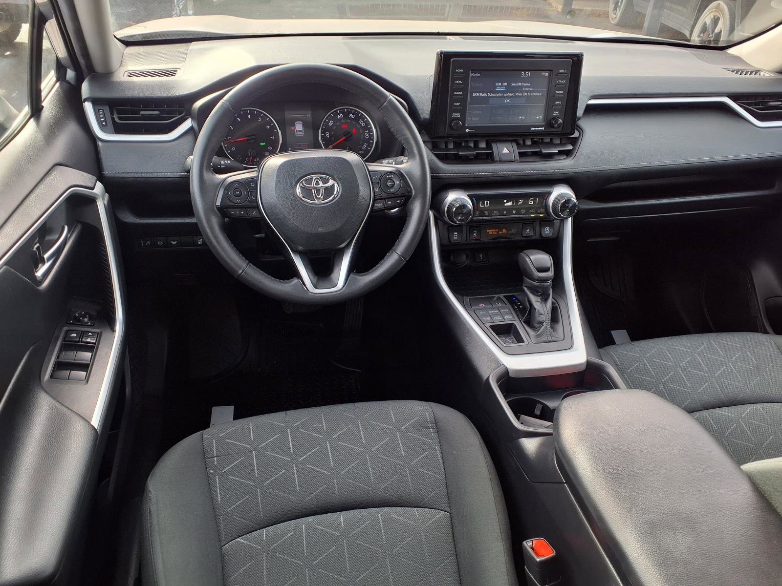 Used 2021 Toyota RAV4 XLE w/ Convenience Package image 15
