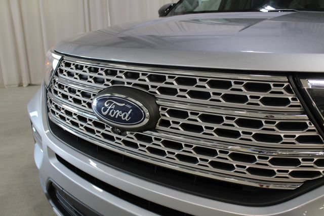 Used 2022 Ford Explorer Limited RWD image 33