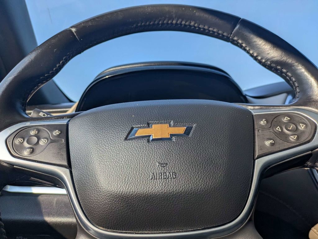 Used 2022 Chevrolet Traverse LT FWD image 32