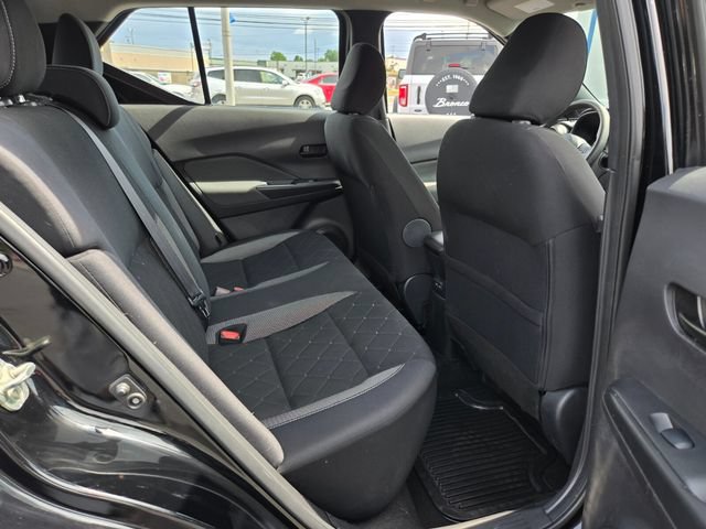 Used 2020 Nissan Kicks S FWD image 24
