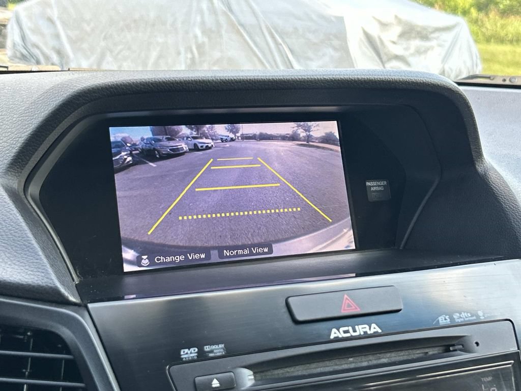 Used 2013 Acura ILX w/ Technology Package FWD image 29