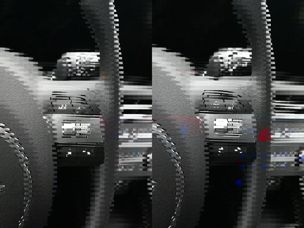 New 2026 Hyundai Tucson SE image 18