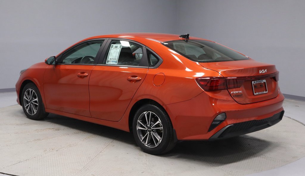 Used 2022 Kia Forte LXS image 10