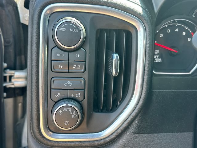 Used 2021 Chevrolet Silverado 1500 LT AWD/4WD image 15