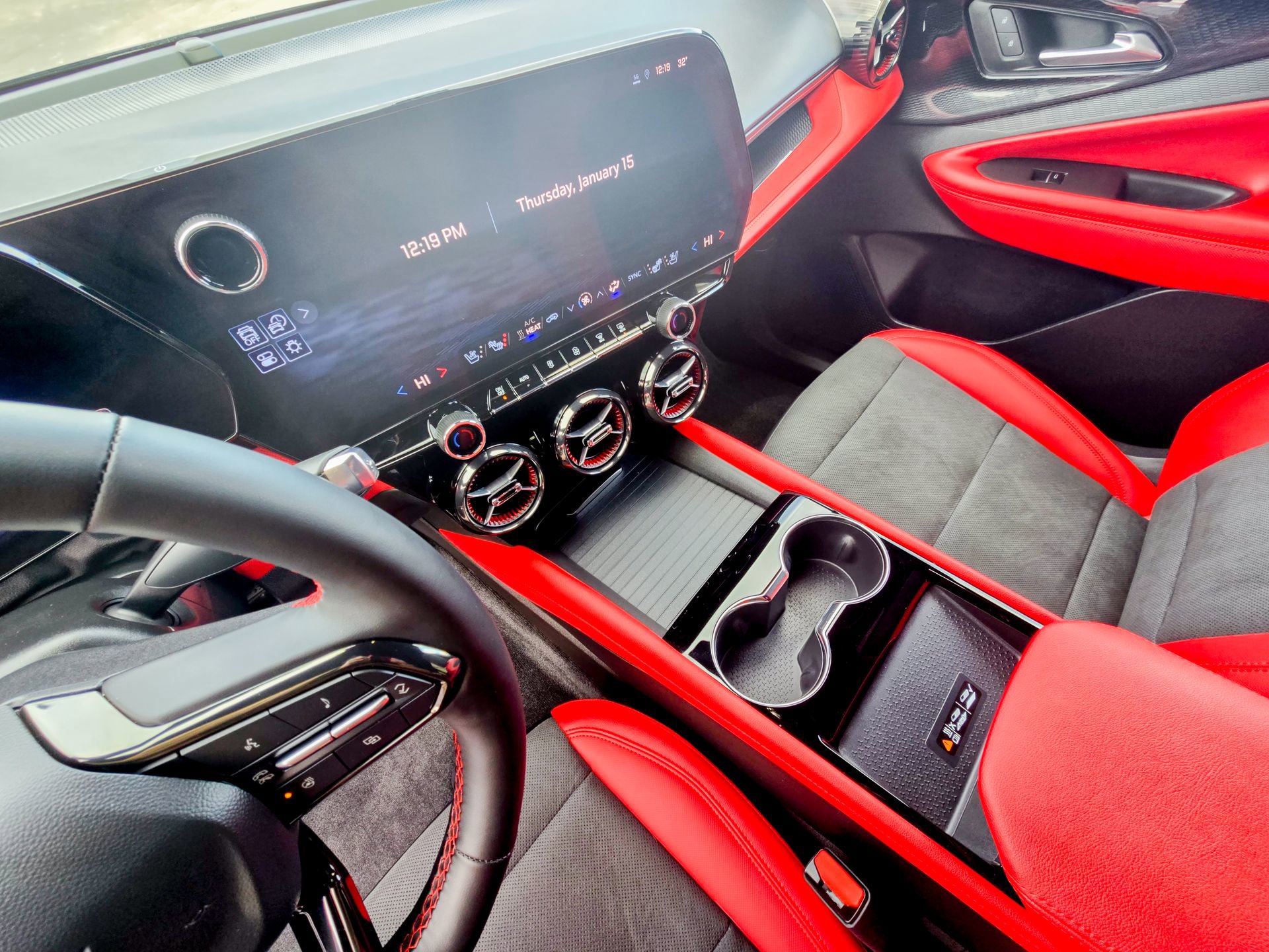 Used 2024 Chevrolet Blazer EV RS image 12