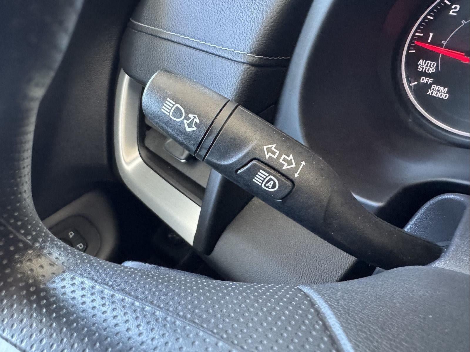 Used 2022 GMC Terrain SLE w/ Driver Convenience Package AWD/4WD image 16