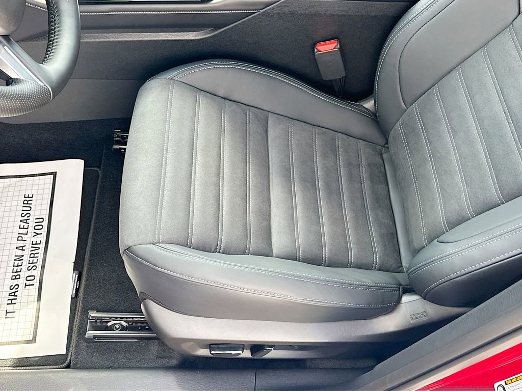New 2026 Mitsubishi Outlander LE FWD image 18