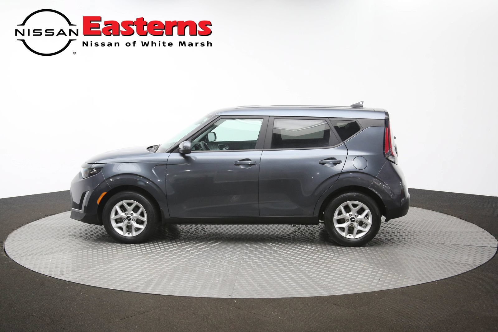 Used 2023 Kia Soul LX w/ LX Technology Package FWD image 57