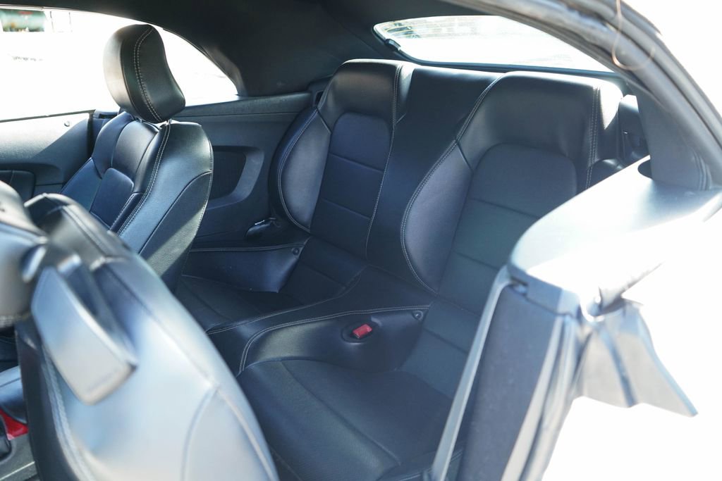 Used 2019 Ford Mustang Premium RWD image 30