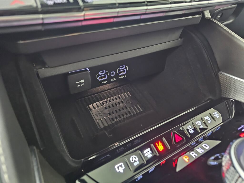 New 2026 Jeep Grand Wagoneer Summit AWD/4WD image 30