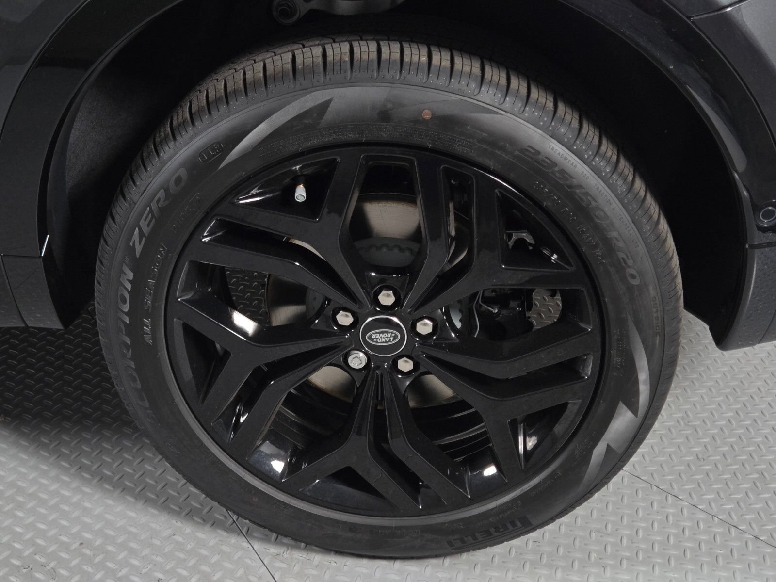 New 2026 Land Rover Discovery Sport Landmark AWD/4WD image 10