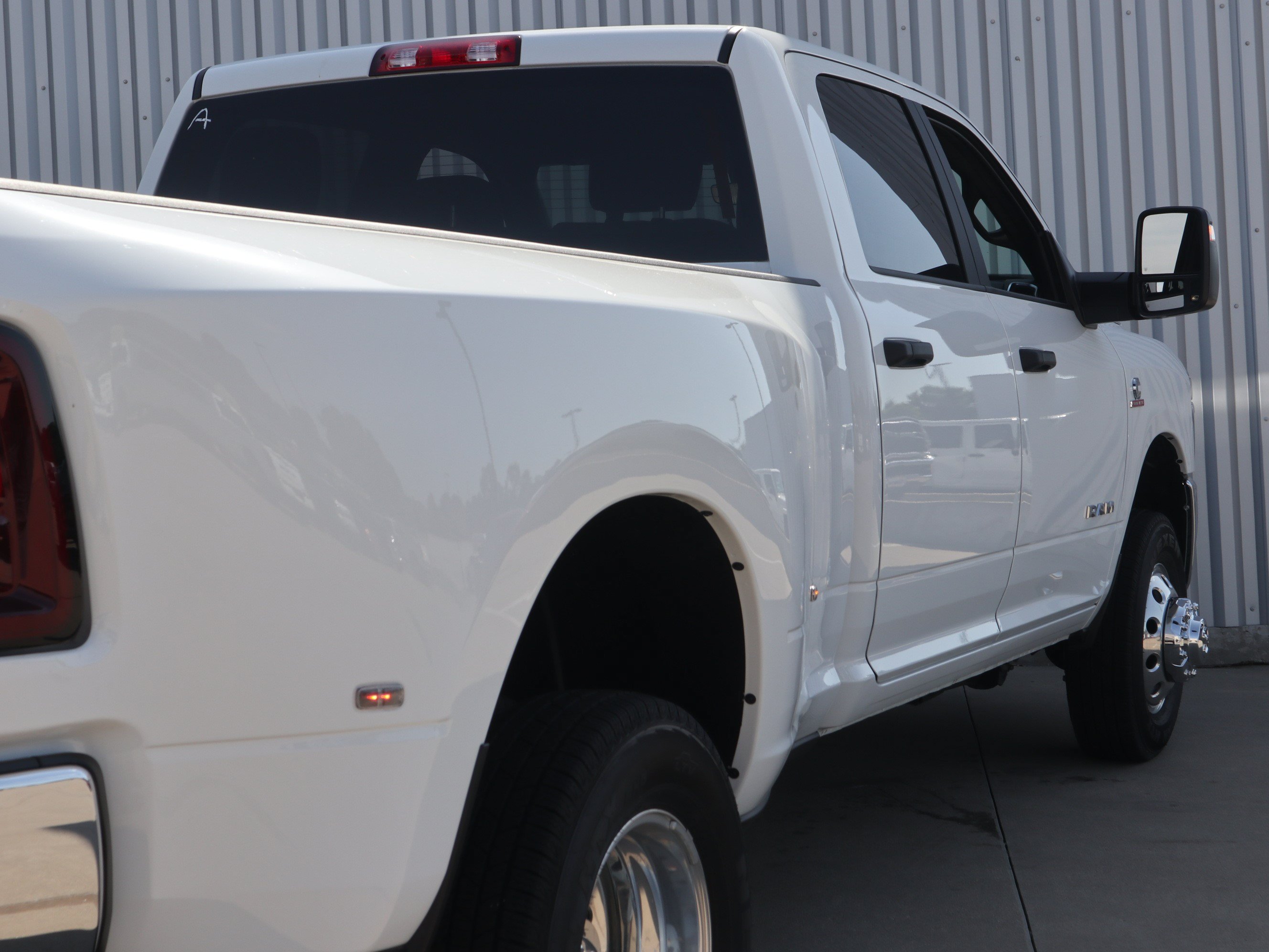 New 2026 RAM 3500 Big Horn AWD/4WD image 5