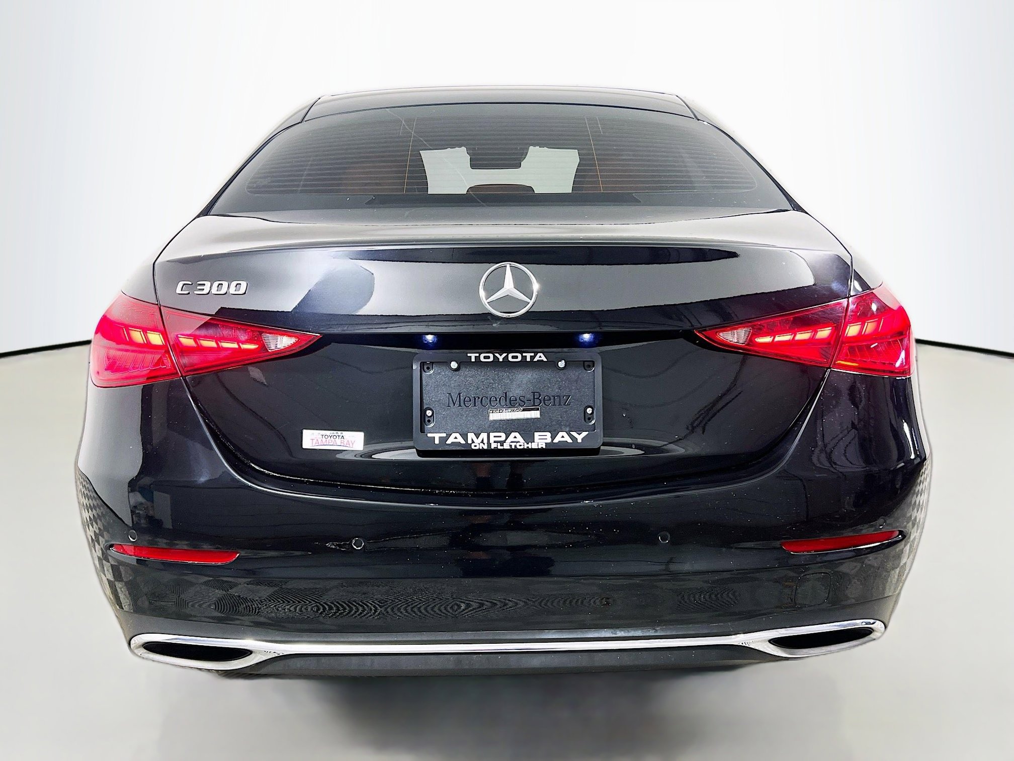 Used 2024 Mercedes-Benz C 300 Sedan w/ Exclusive Trim Package image 6