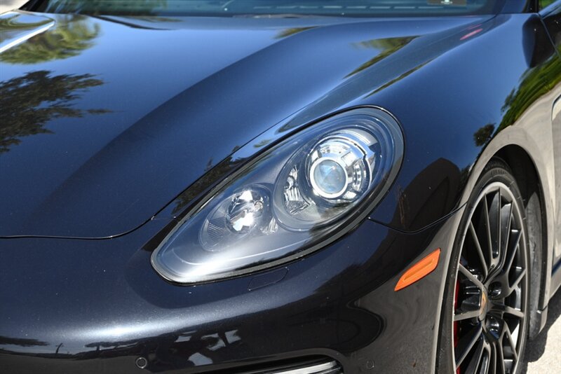 Used 2015 Porsche Panamera GTS AWD/4WD image 7