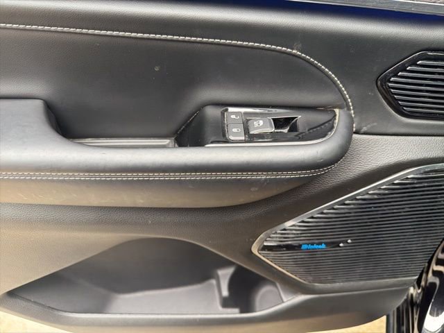 Used 2022 Jeep Grand Cherokee L Overland w/ Luxury Tech Group IV image 16