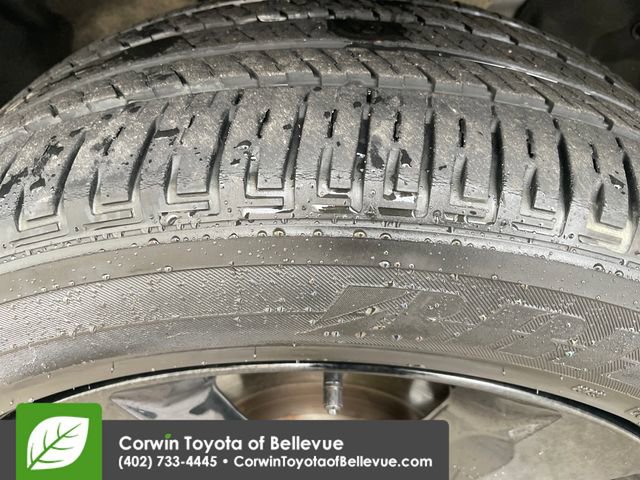 Used 2023 Jeep Grand Cherokee Altitude AWD/4WD image 9