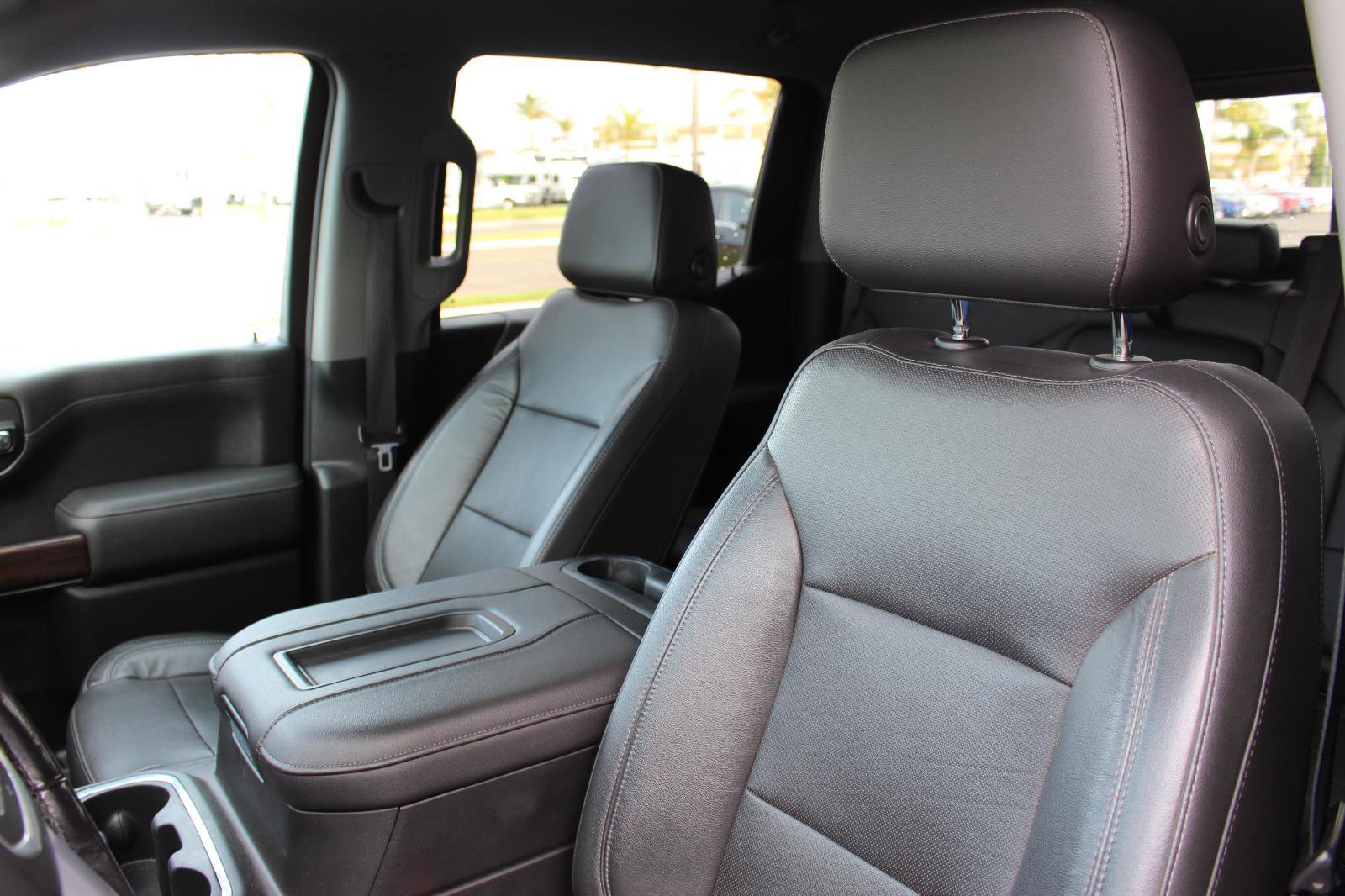 Used 2019 GMC Sierra 1500 SLT w/ SLT Premium Plus Package image 18