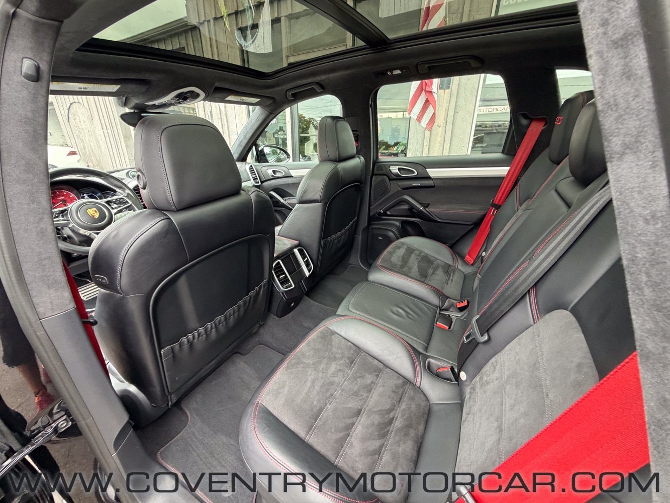 Used 2016 Porsche Cayenne GTS AWD/4WD image 42