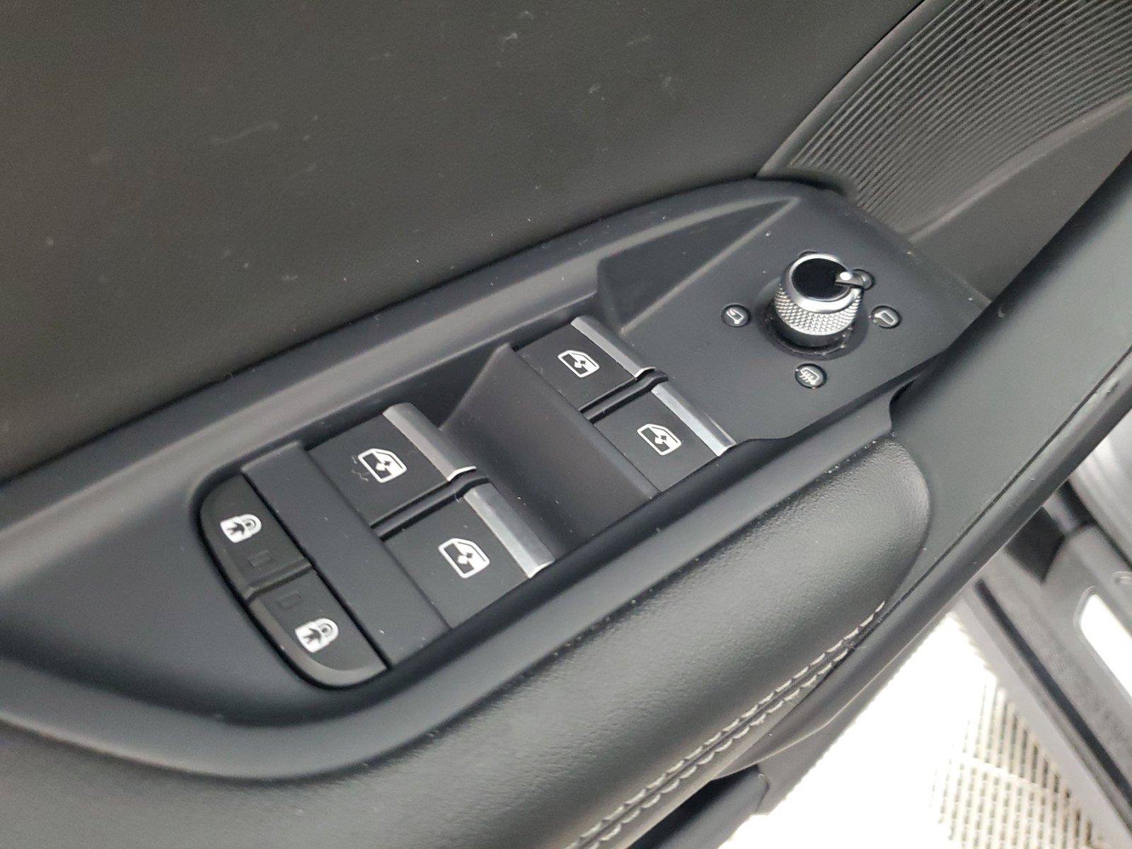 Used 2024 Audi Q5 2.0T Premium Plus AWD/4WD image 20