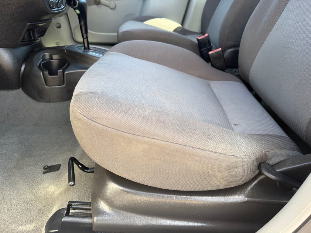 Used 2007 Ford Focus S FWD image 11