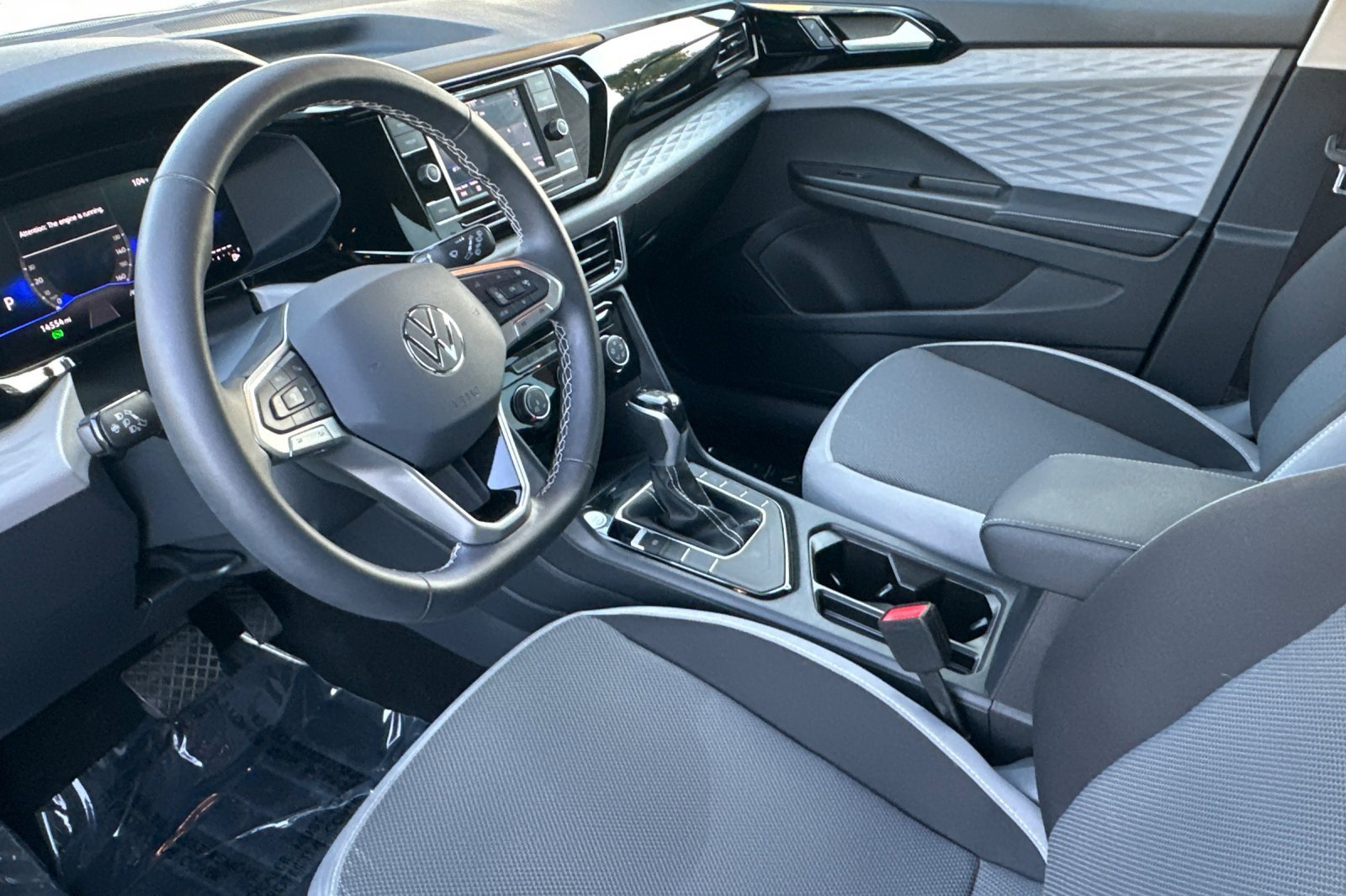 Used 2024 Volkswagen Taos S image 10