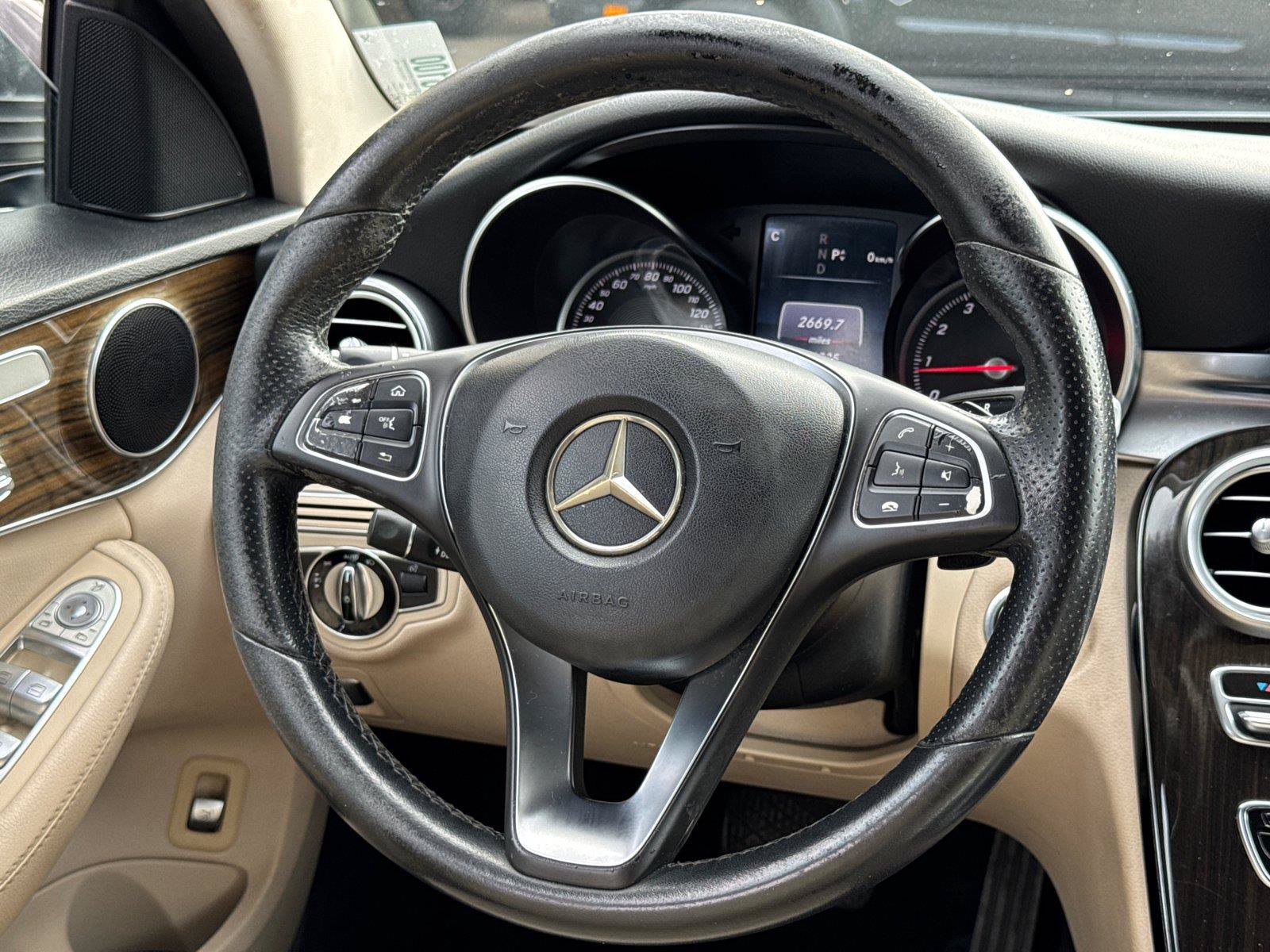 Used 2017 Mercedes-Benz C 300 Sedan image 23
