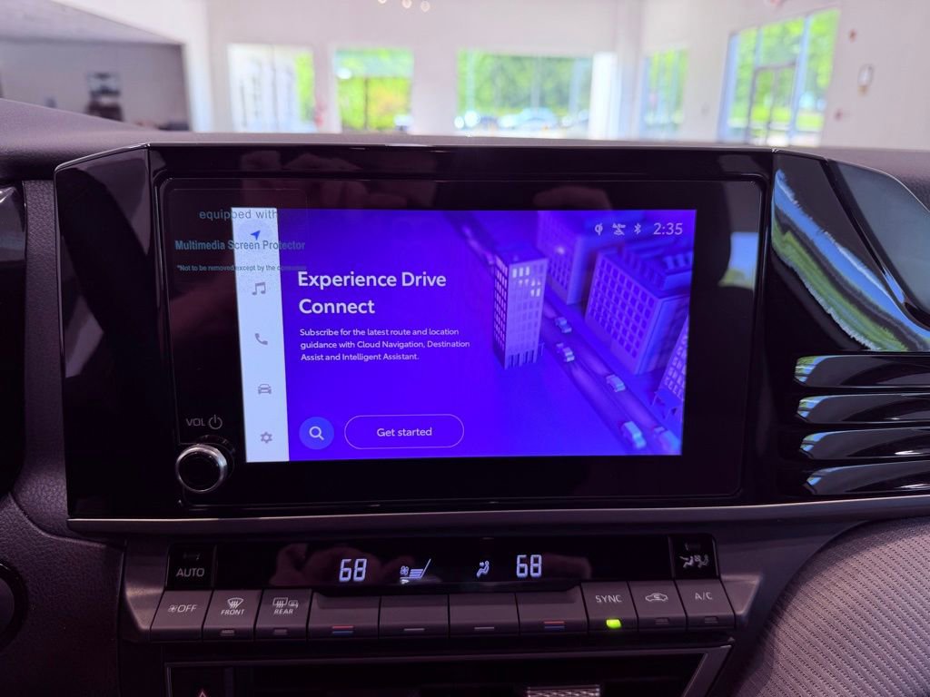 Used 2025 Toyota Camry SE w/ Convenience Package FWD image 23