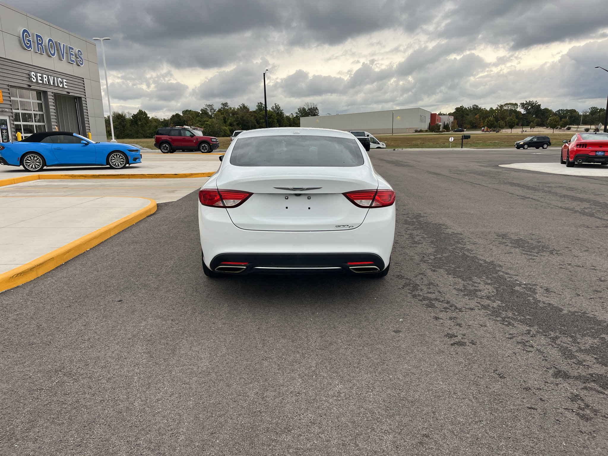 Used 2015 Chrysler 200 C FWD image 6