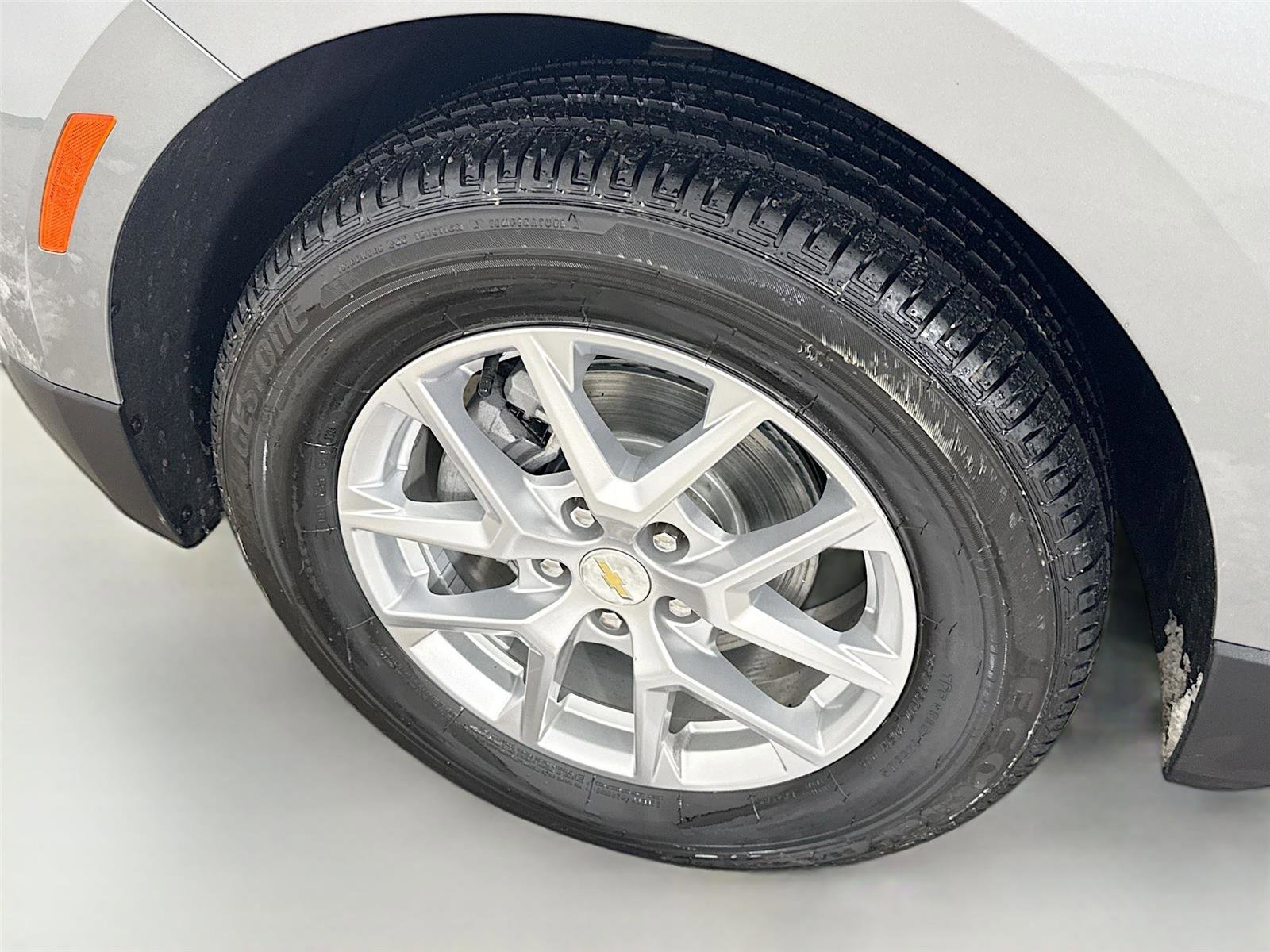 Used 2023 Chevrolet Equinox LS w/ Driver Confidence II Package AWD/4WD image 30