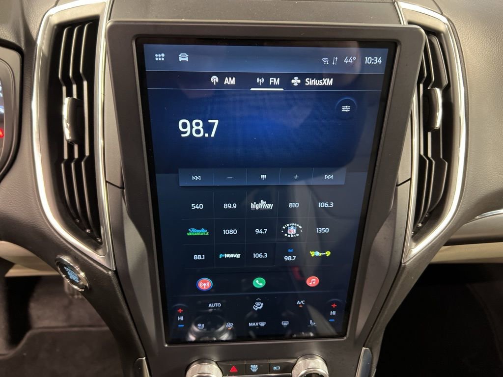 Certified 2024 Ford Edge Titanium AWD/4WD image 11
