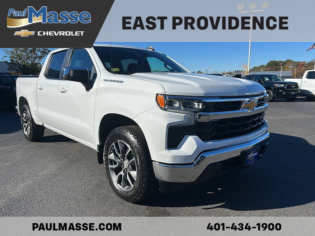 Used 2024 Chevrolet Silverado 1500 LT AWD/4WD image 3